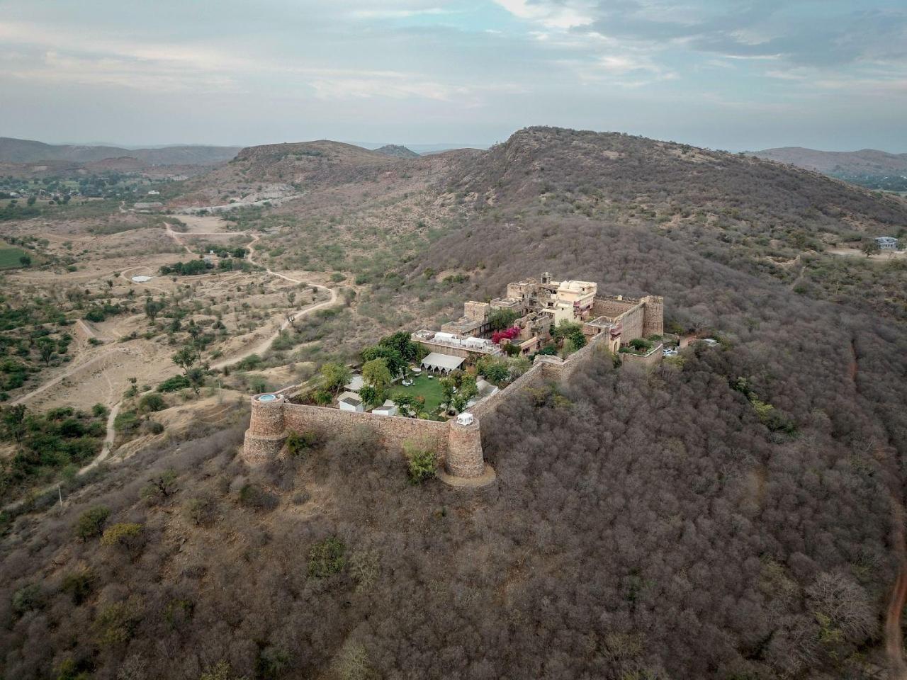Ramathra Fort Otel Sapotra Dış mekan fotoğraf
